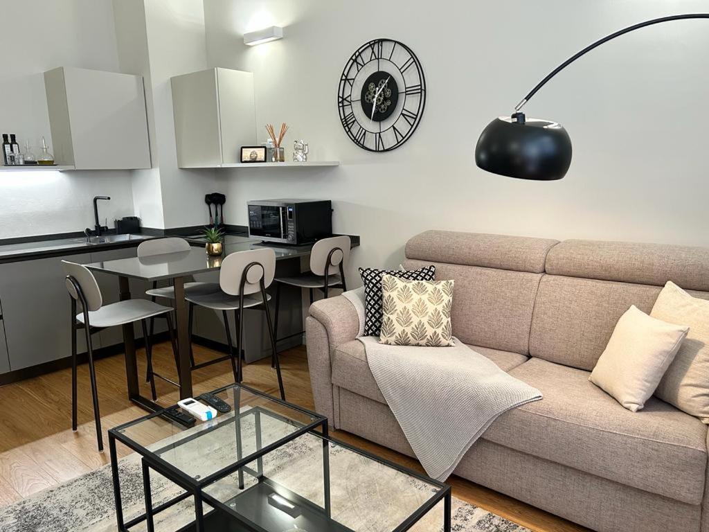 "Mel'S House" - Duomo District - Milano Centro - Universita ภายนอก รูปภาพ